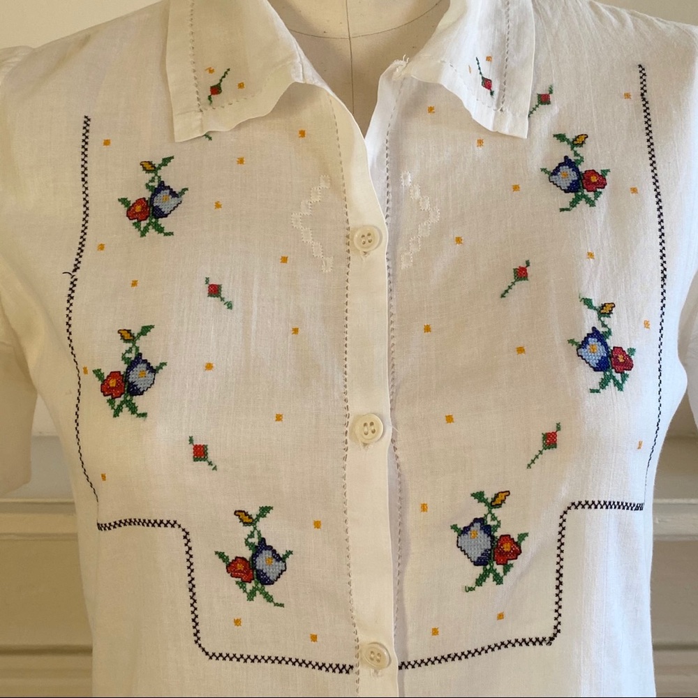 Vintage Embroidered Handkerchief Blouse